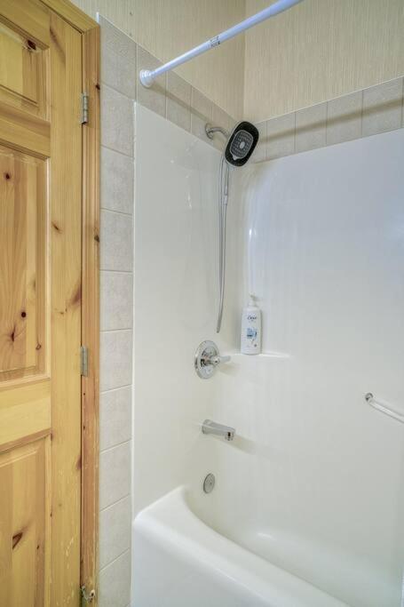 5 Mins To Banff - Cozy Townhome 2Br&2Bath - Banff Pass Included Canmore Luaran gambar
