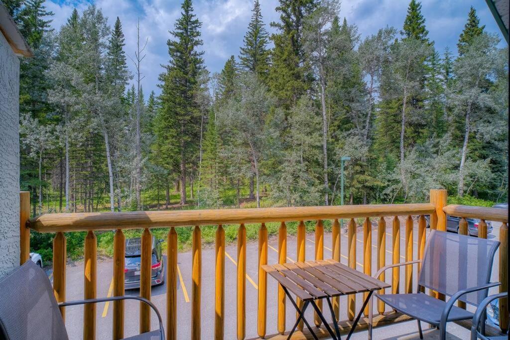 5 Mins To Banff - Cozy Townhome 2Br&2Bath - Banff Pass Included Canmore Luaran gambar