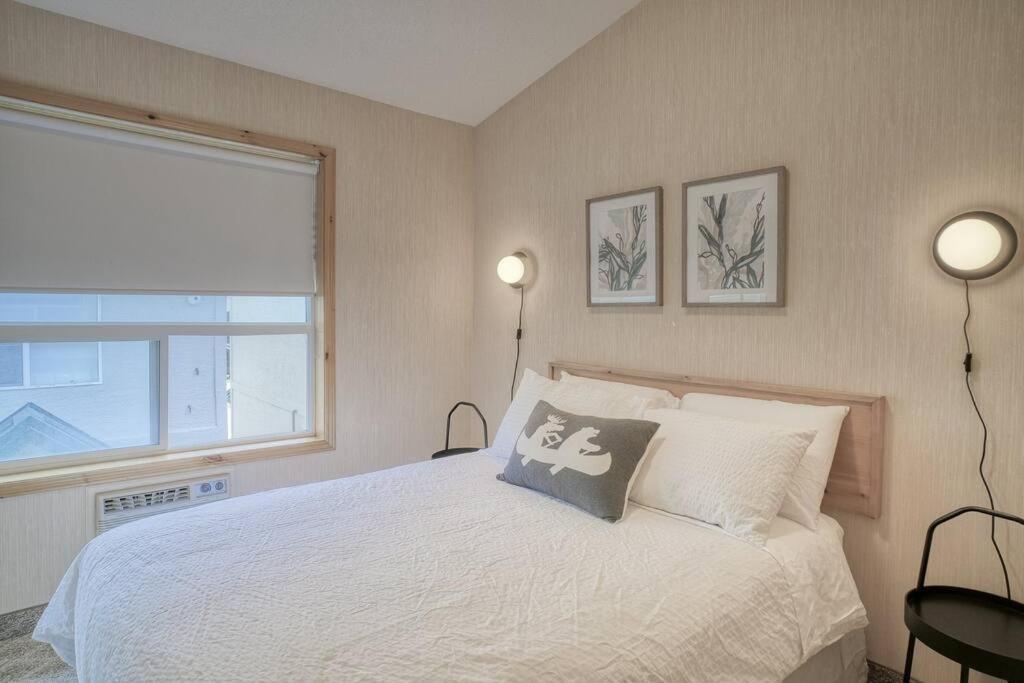 5 Mins To Banff - Cozy Townhome 2Br&2Bath - Banff Pass Included Canmore Luaran gambar